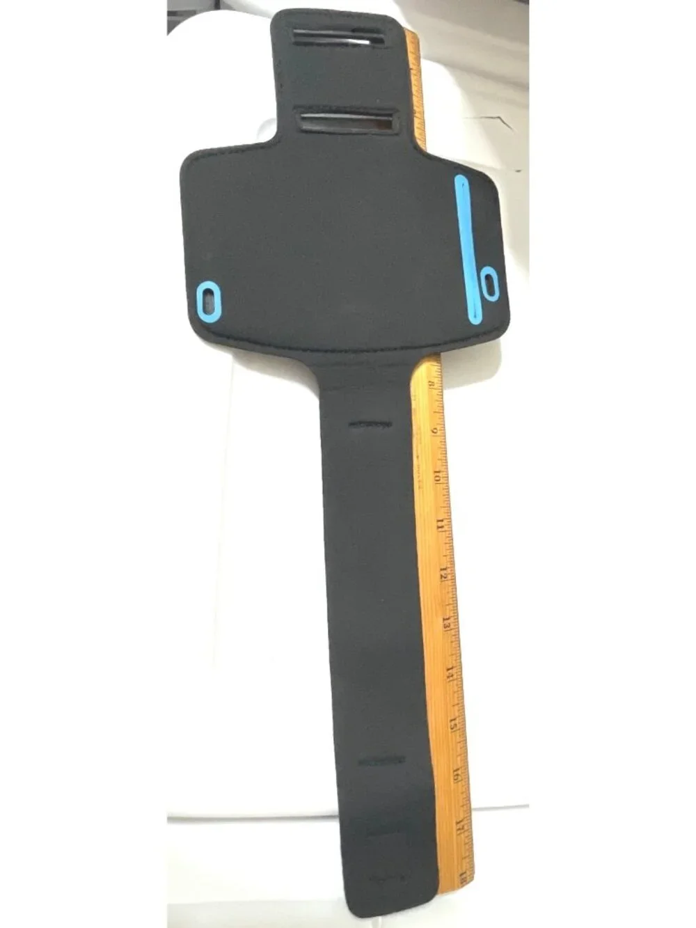 Adjustable Black & Blue Smartphone Armband Transparent Touch Screen Cover